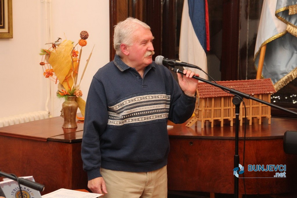 IMG-02